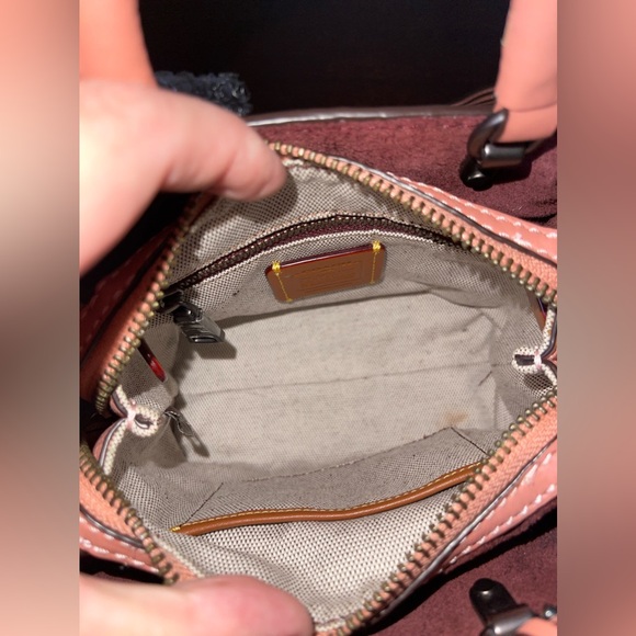 Coach Rogue 17 Melon - Picture 12 of 16